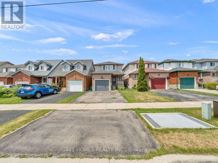 Property Photo:  37 Activa Avenue  ON N2E 3R3 