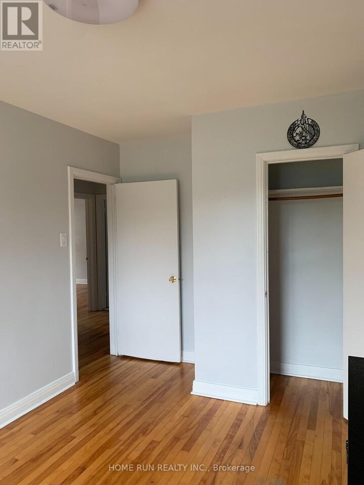 Property Photo:  96 Ontario Street 3  ON K1K 1K9 