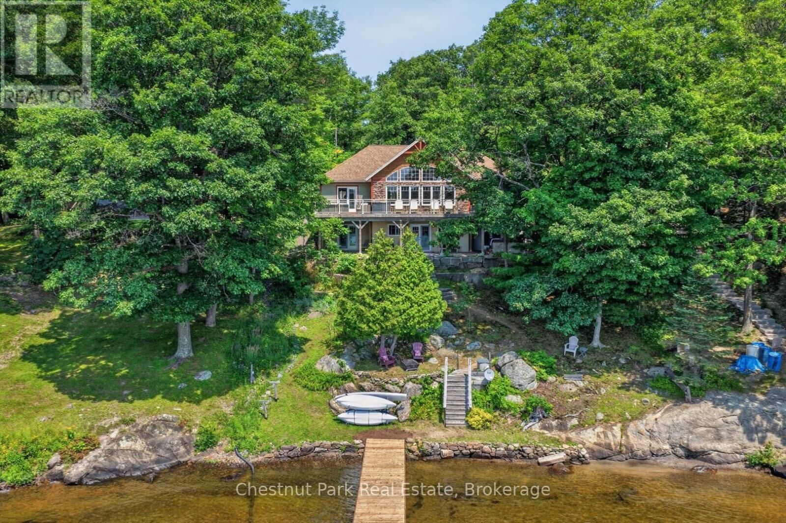 Property Photo: 1519 Muskoka 118 Road West 3 ON P1L 1W8