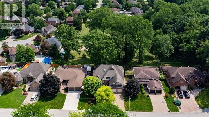 Property Photo: 5940 Oxley ON N9H 1N5