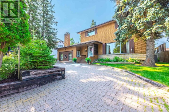Property Photo:  147 Woodside St  ON P7A 7G4 