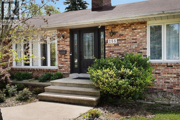 Property Photo: 255 Fort Street ON N9V 1C1