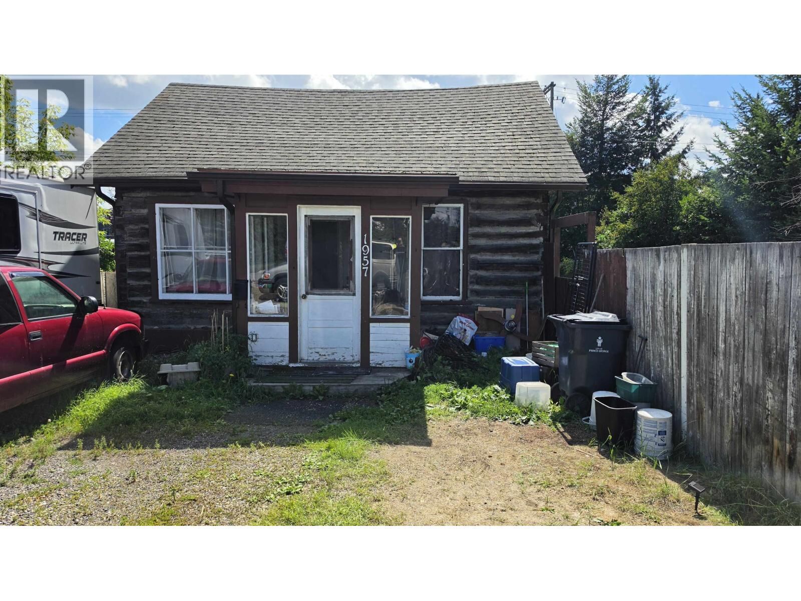 Property Photo: 1957 Ross Crescent BC V2M 1Y6