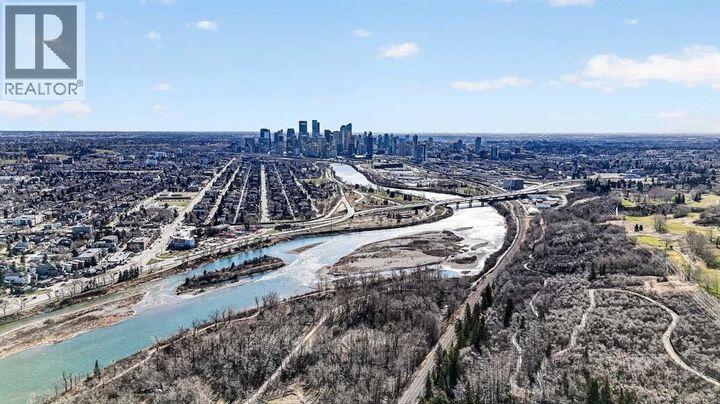 Property Photo: 14 Hemlock Crescent Southwest AB T3C 2Z1