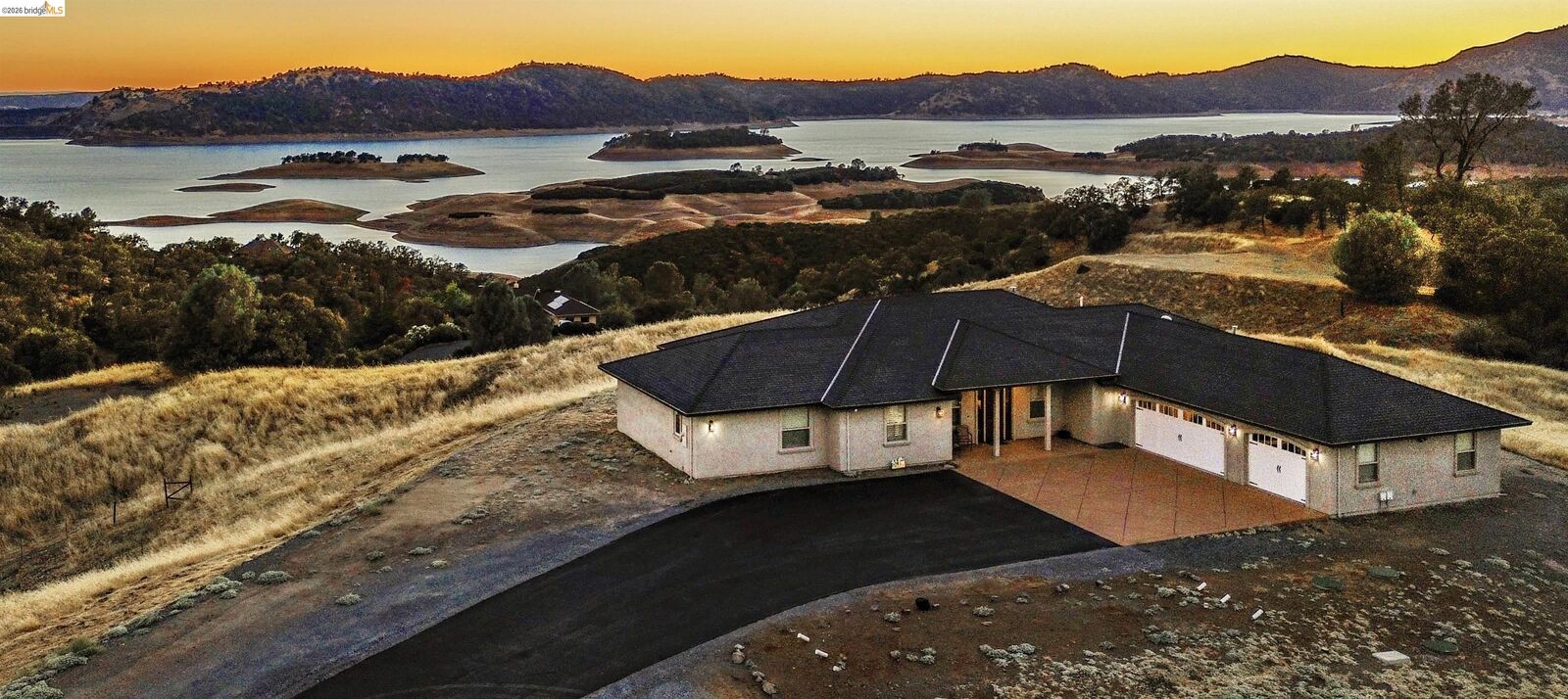 Property Photo: 7986 Williamson Rd CA 95370