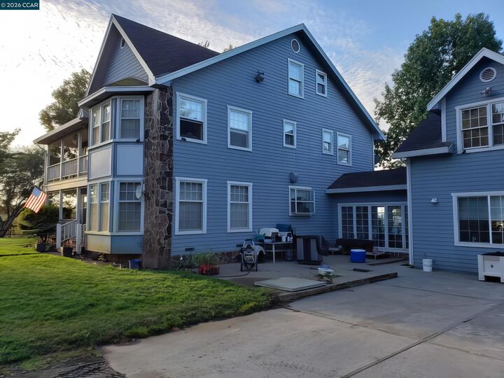 Property Photo:  10580 Dickson Road  CA 95669 