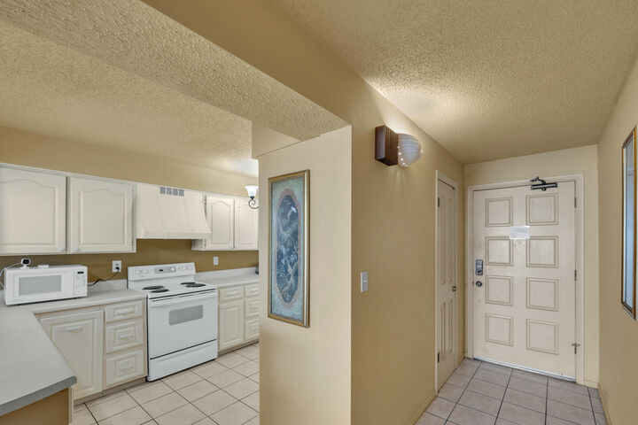Property Photo:  5801 Thomas Drive Unit 1305  FL 32408 