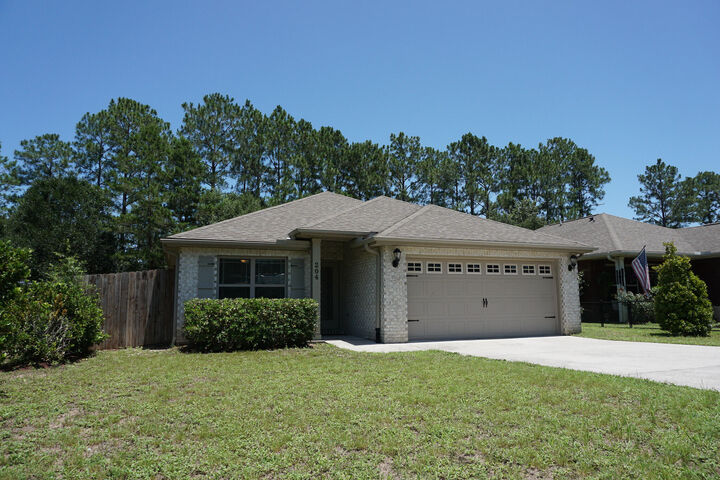 Property Photo:  204 January Court  FL 32539 