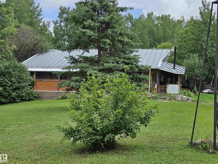 Property Photo: 45, 54222 Rge Road 25 AB T0E 1V0