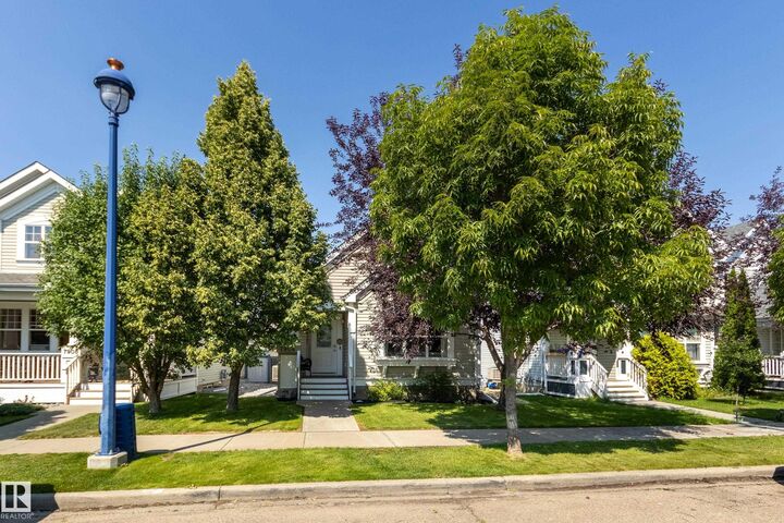 7904 13 Avenue SW — photo 1