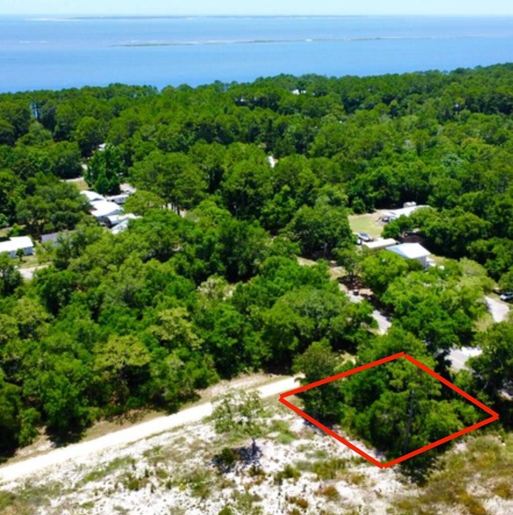 Property Photo:  2515 Oleander Ter  FL 32323 