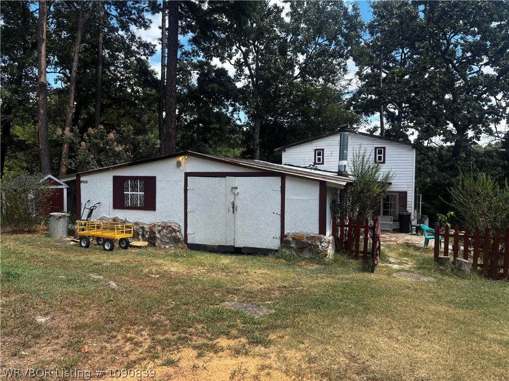 Property Photo: 11246 Wayout Lane AR 72947