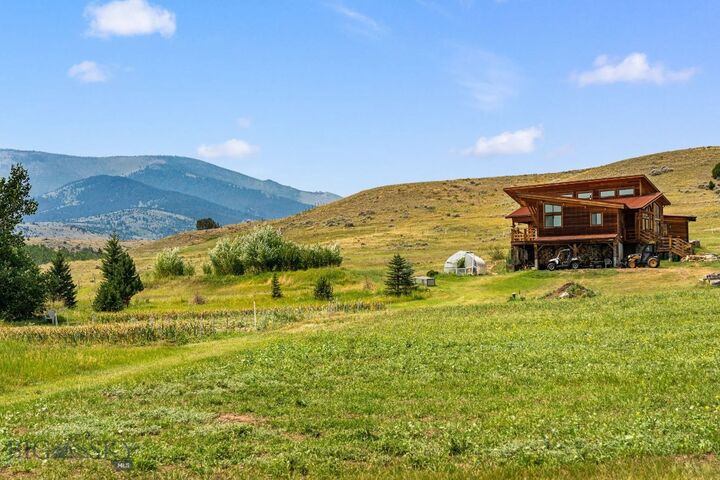 Property Photo:  426 Antelope Creek  MT 59735 