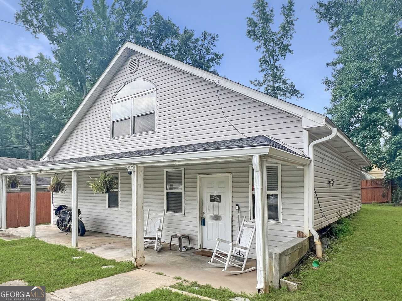 Property Photo: 4004 Campbellton Road SW GA 30331