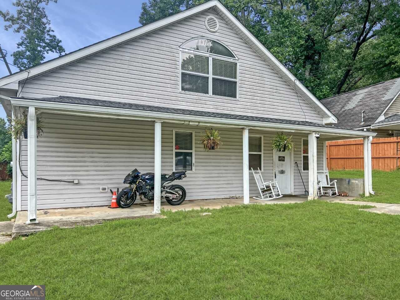 Property Photo:  4004 Campbellton Road SW  GA 30331 