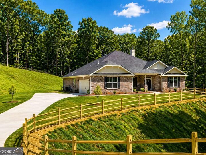 Property Photo: 5372 Tuscany Drive GA 30135