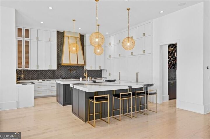 Property Photo: 16163 Belford Drive GA 30004