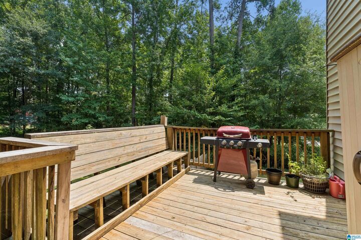 Property Photo: 180 Woodbury Drive AL 35147