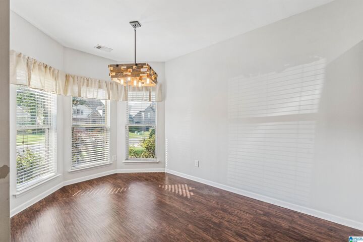 Property Photo: 338 Glen Cross Way AL 35173