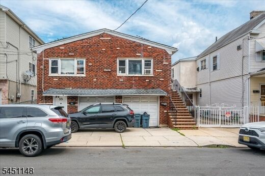 Property Photo:  31 Bank St  NJ 07201 