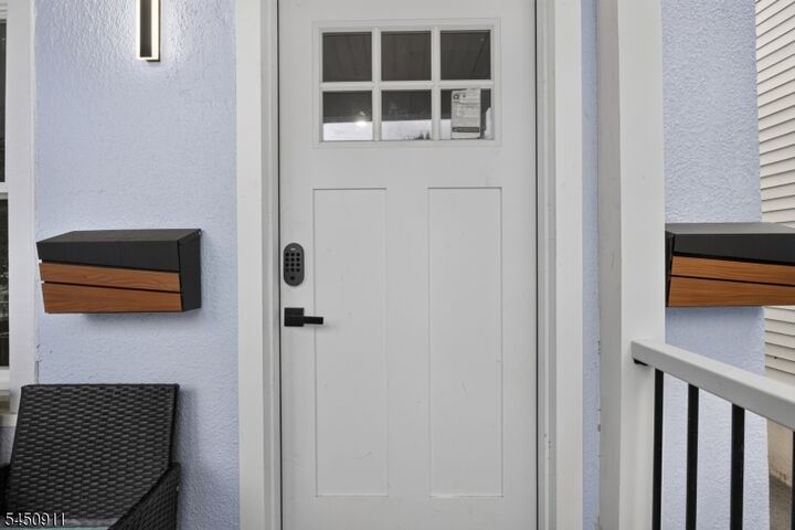 Property Photo:  24 Dean St 1  NJ 07052 