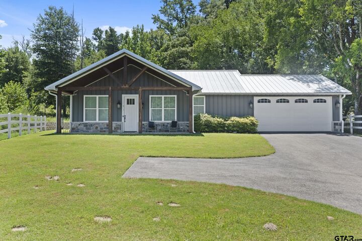 Property Photo: 16713 Creek Bottom Ct TX 75792