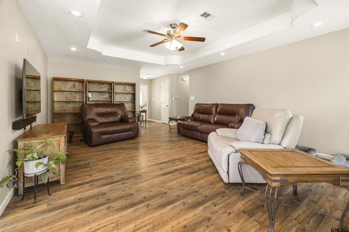 Property Photo:  780 S Fm 17  TX 75410 
