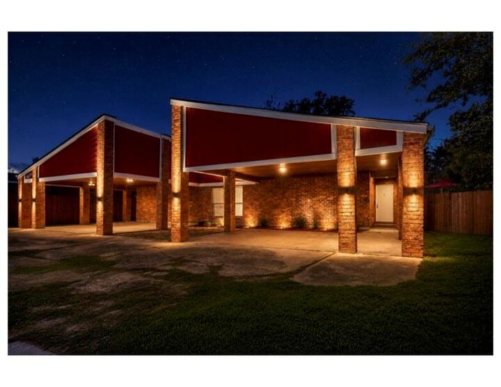 Property Photo: 8004 Beechnut Street TX 77036