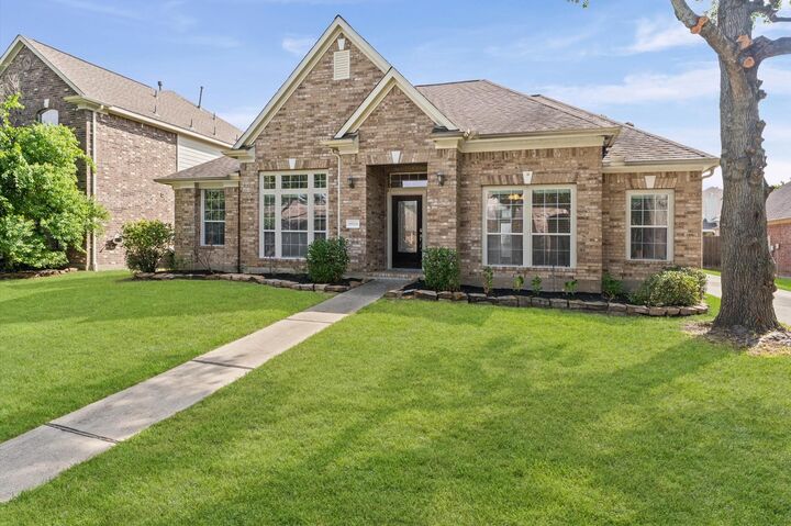 Property Photo: 19518 Creek Bend Drive TX 77388