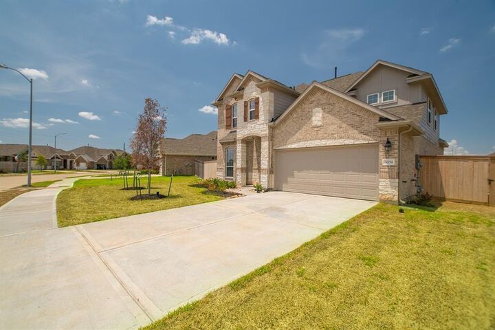 Property Photo:  30014 Twisting Springs Drive  TX 77423 