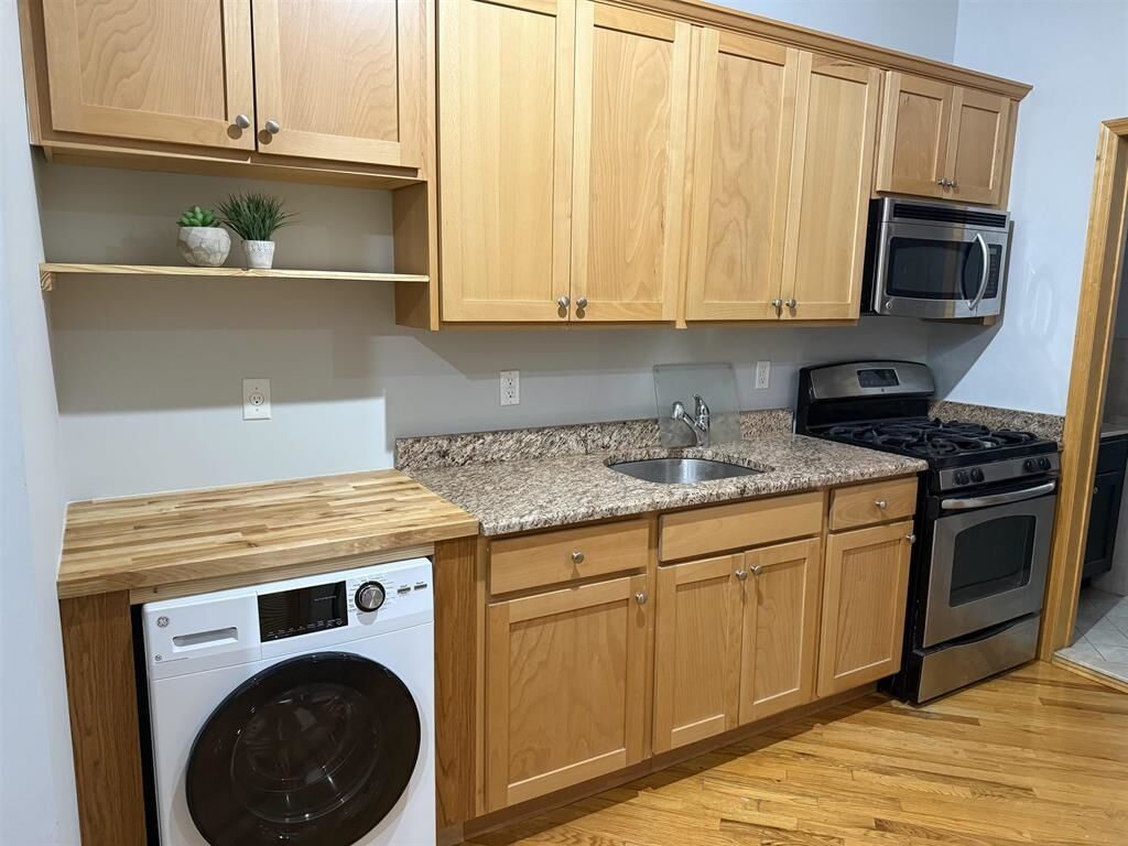 Property Photo: 402 Grand St 401 NJ 07030