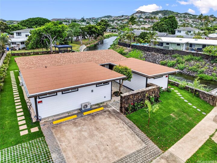 Property Photo:  743 Akumu Street  HI 96734 