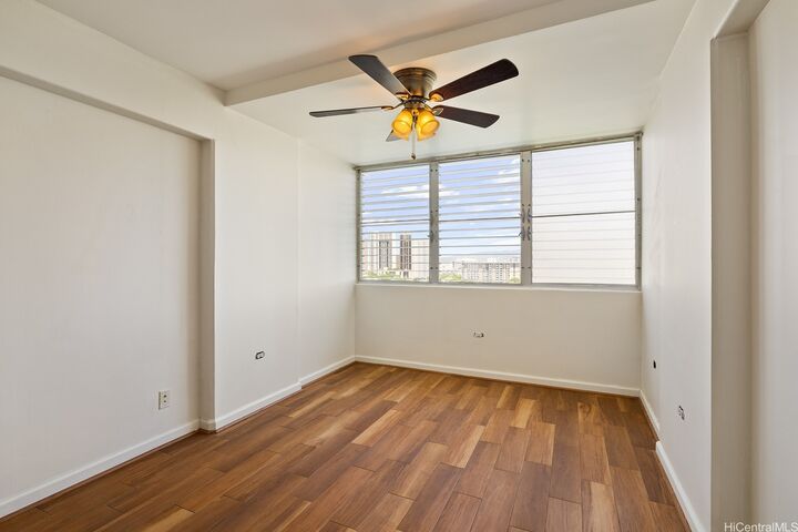 Property Photo:  1619 Kamamalu Avenue 311  HI 96813 