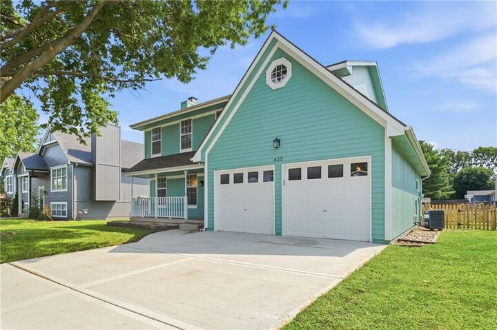 Property Photo: 625 SE Shiloh Drive MO 64063