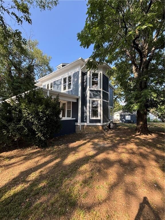 Property Photo:  735 S Crawford Street  KS 66701 