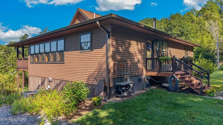 Property Photo:  7020 Caney Valley Rd  TN 37879 