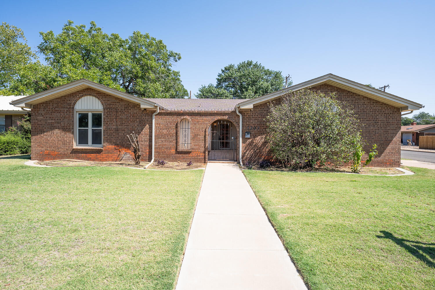 Property Photo: 3202 69th Street TX 79413