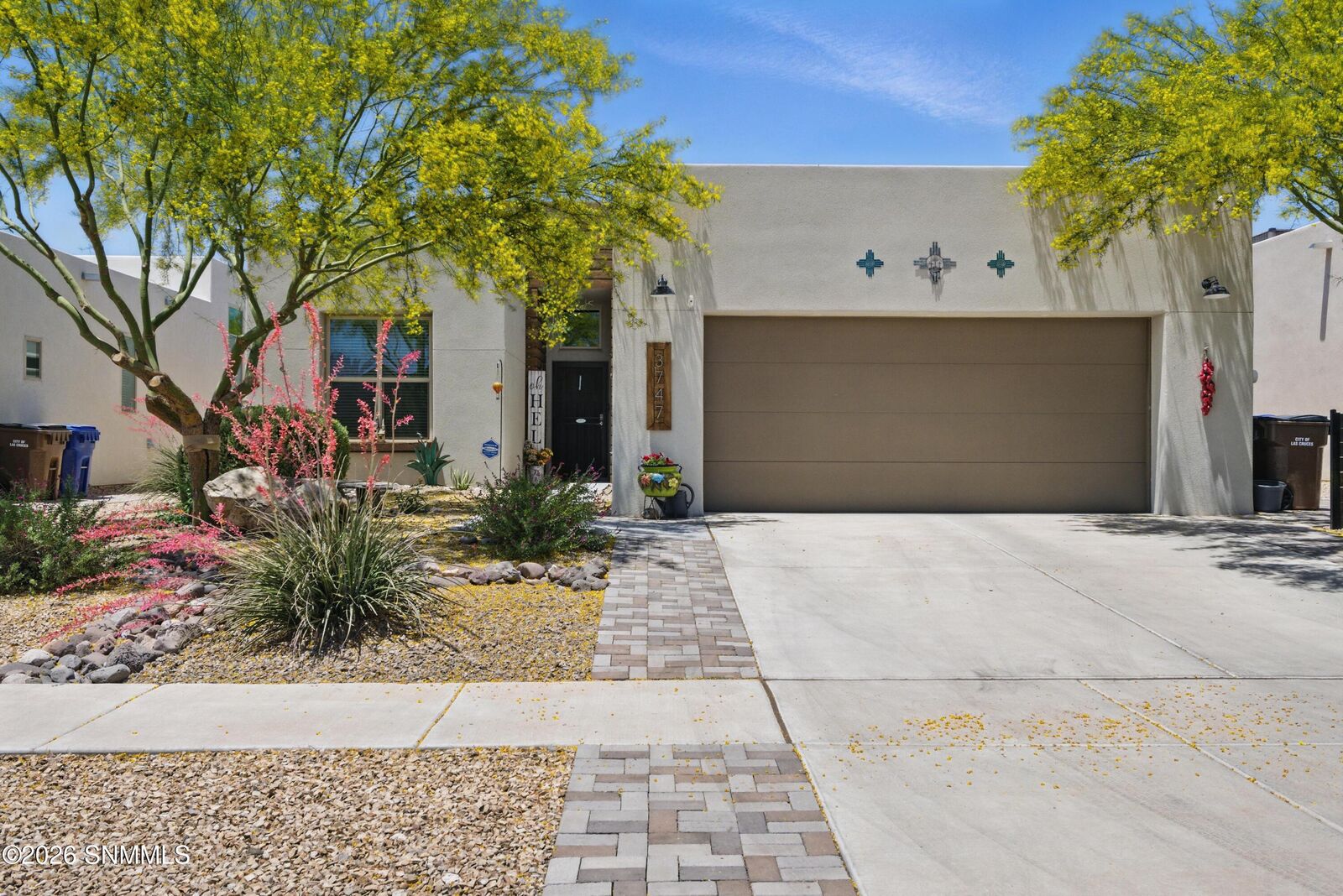 Property Photo: 3747 Golden Echo Loop NM 88012