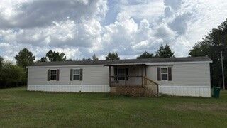 Property Photo: 5462 Highway 199 AL 36866
