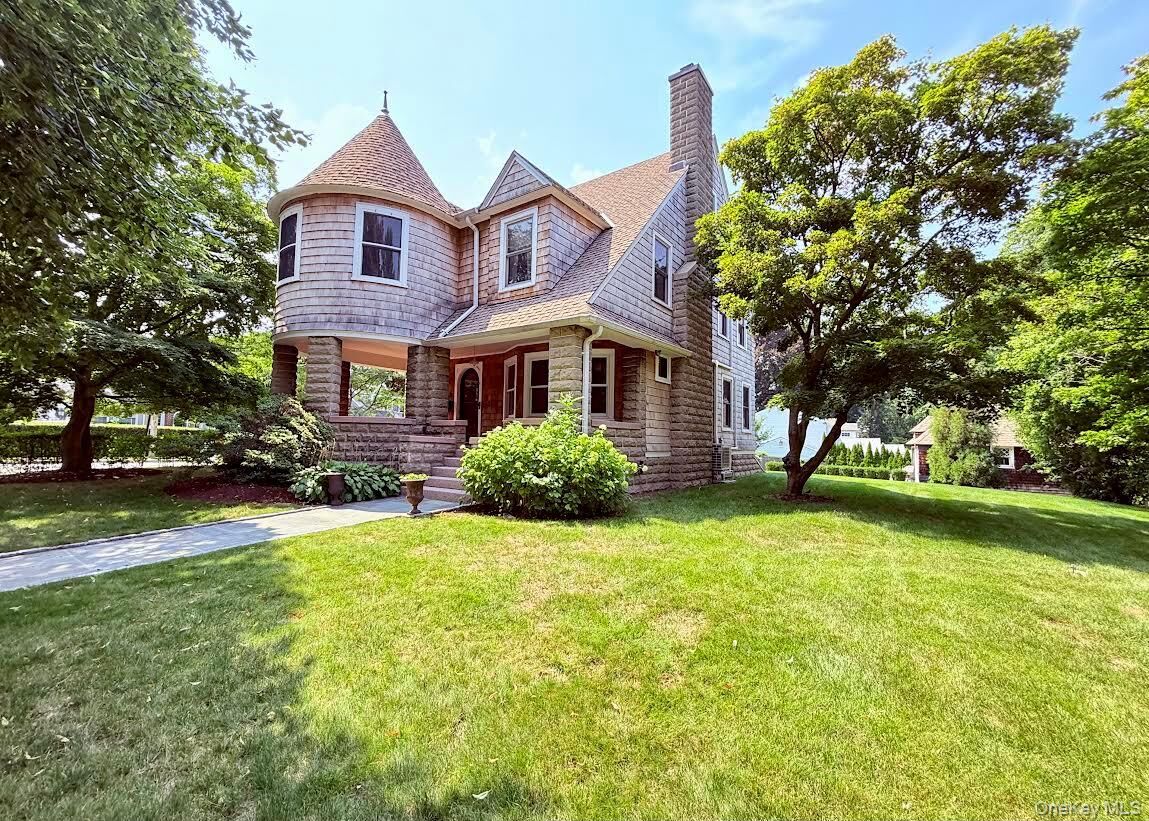 Property Photo:  453 Palmer Avenue  NY 10543 