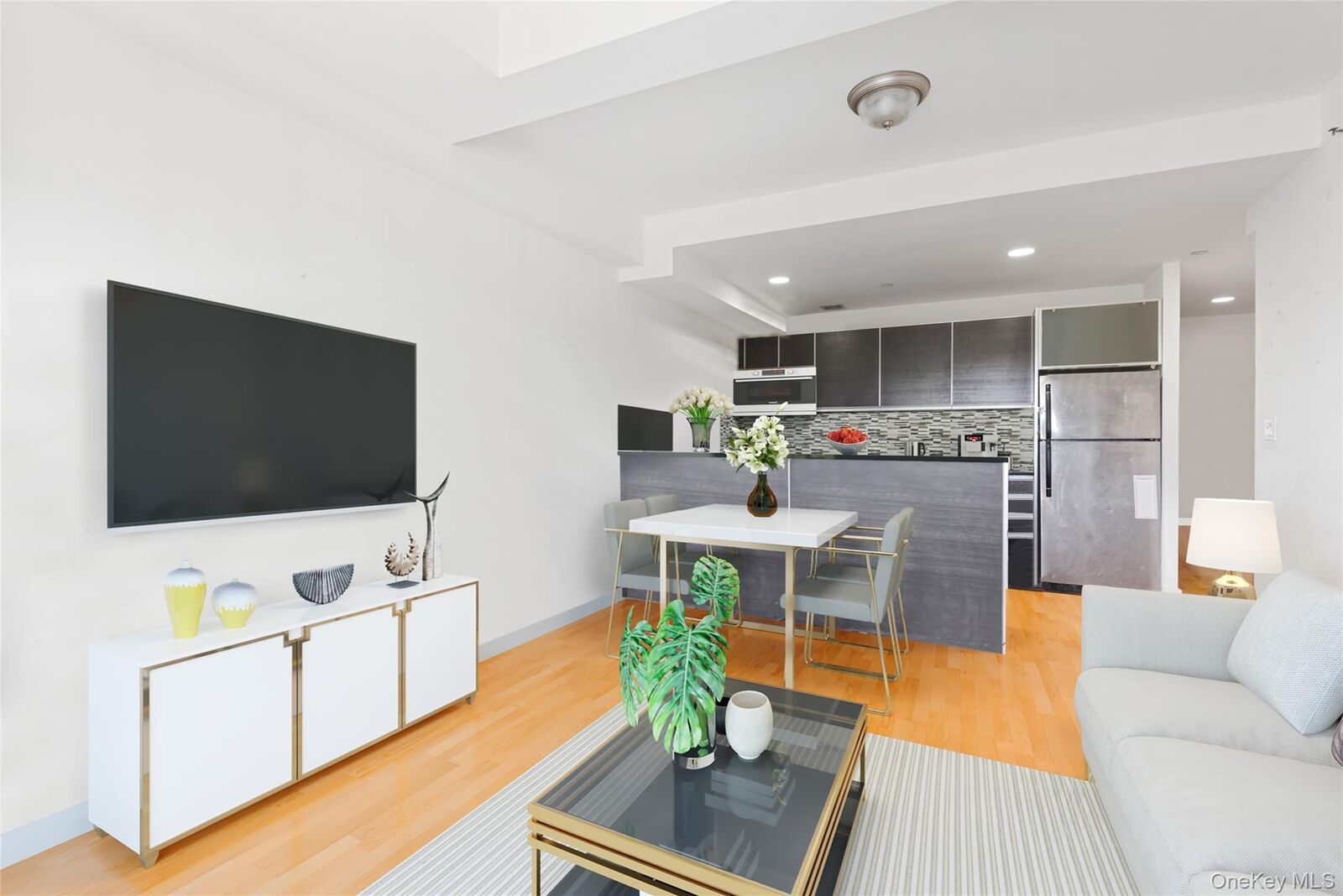 Property Photo:  14320 Hoover Avenue 505  NY 11435 