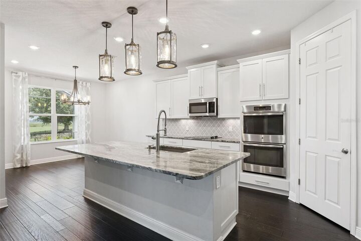 Property Photo:  1511 Gateway Lane  FL 34746 