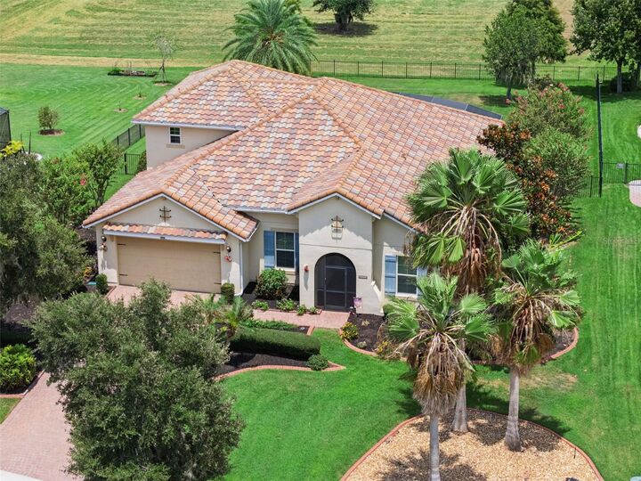 Property Photo: 1511 Gateway Lane FL 34746