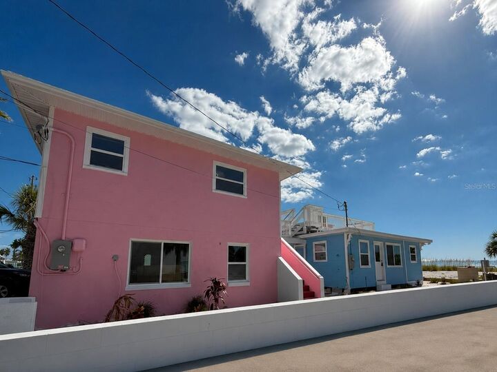 Property Photo: 12609 Sunshine Lane FL 33706