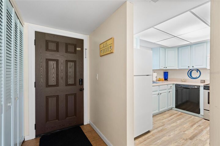 Property Photo: 2100 Ocean Shore Boulevard 1150 FL 32176