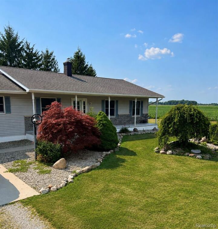 Property Photo:  5417 North Road  MI 48049 2110 