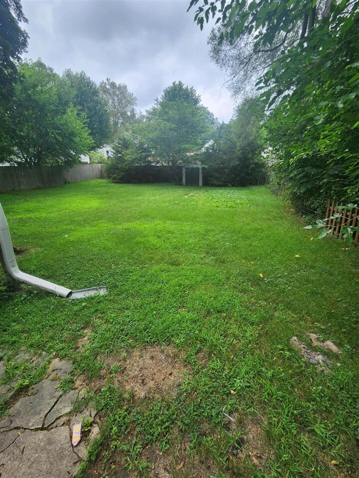 Property Photo:  203 Jefferson Street  MI 49047-2014 