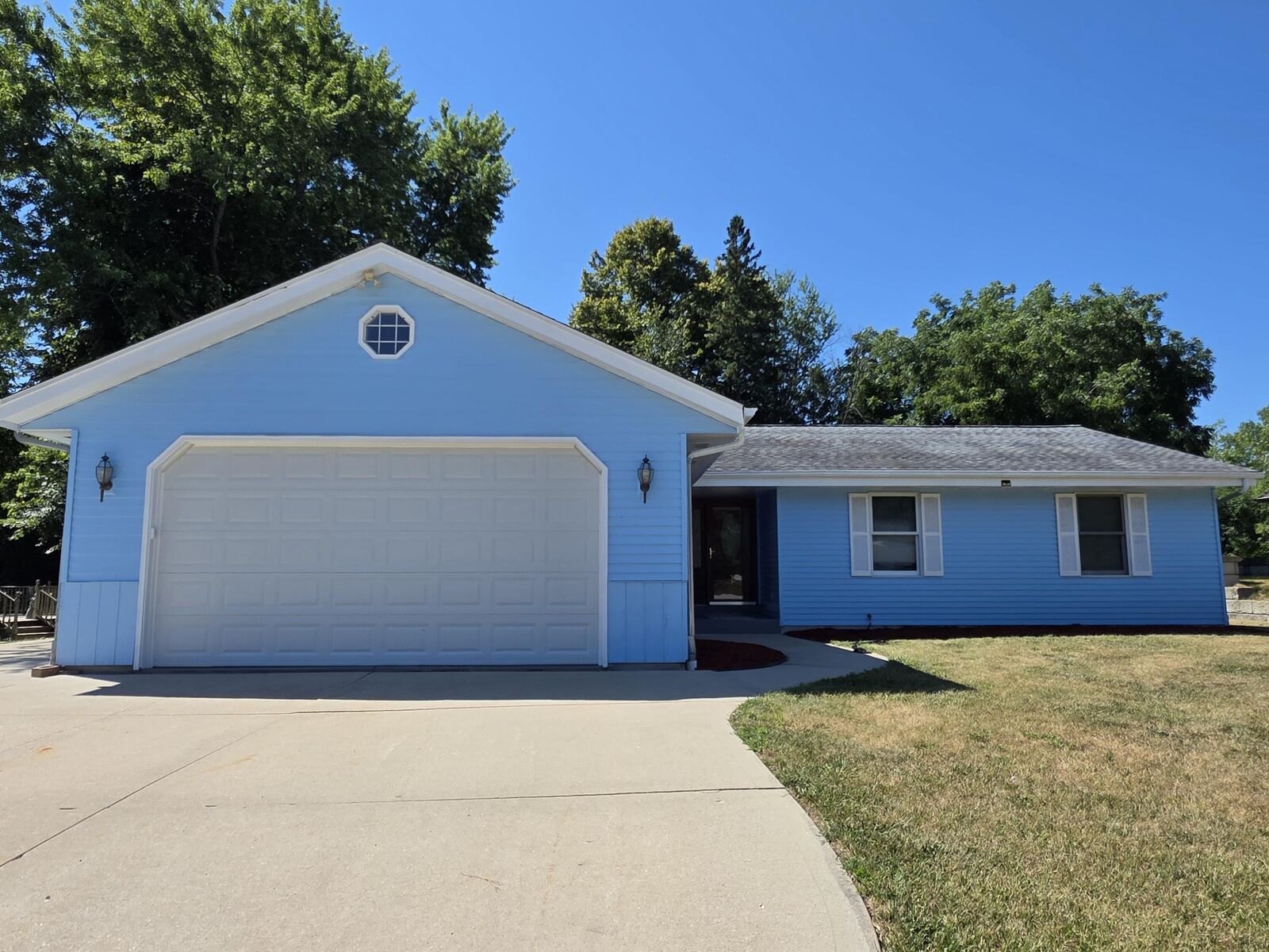 Property Photo:  10719 W Calumet Rd  WI 53224 