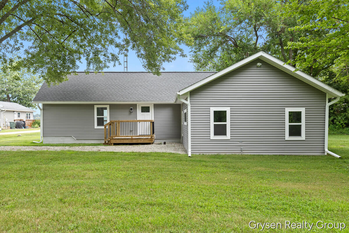 Property Photo:  24249 Draper Drive  MI 49091 
