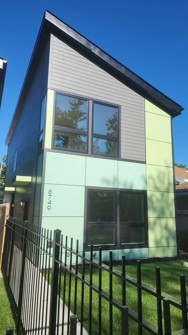 Property Photo:  6749 S Langley Avenue B  IL 60637 